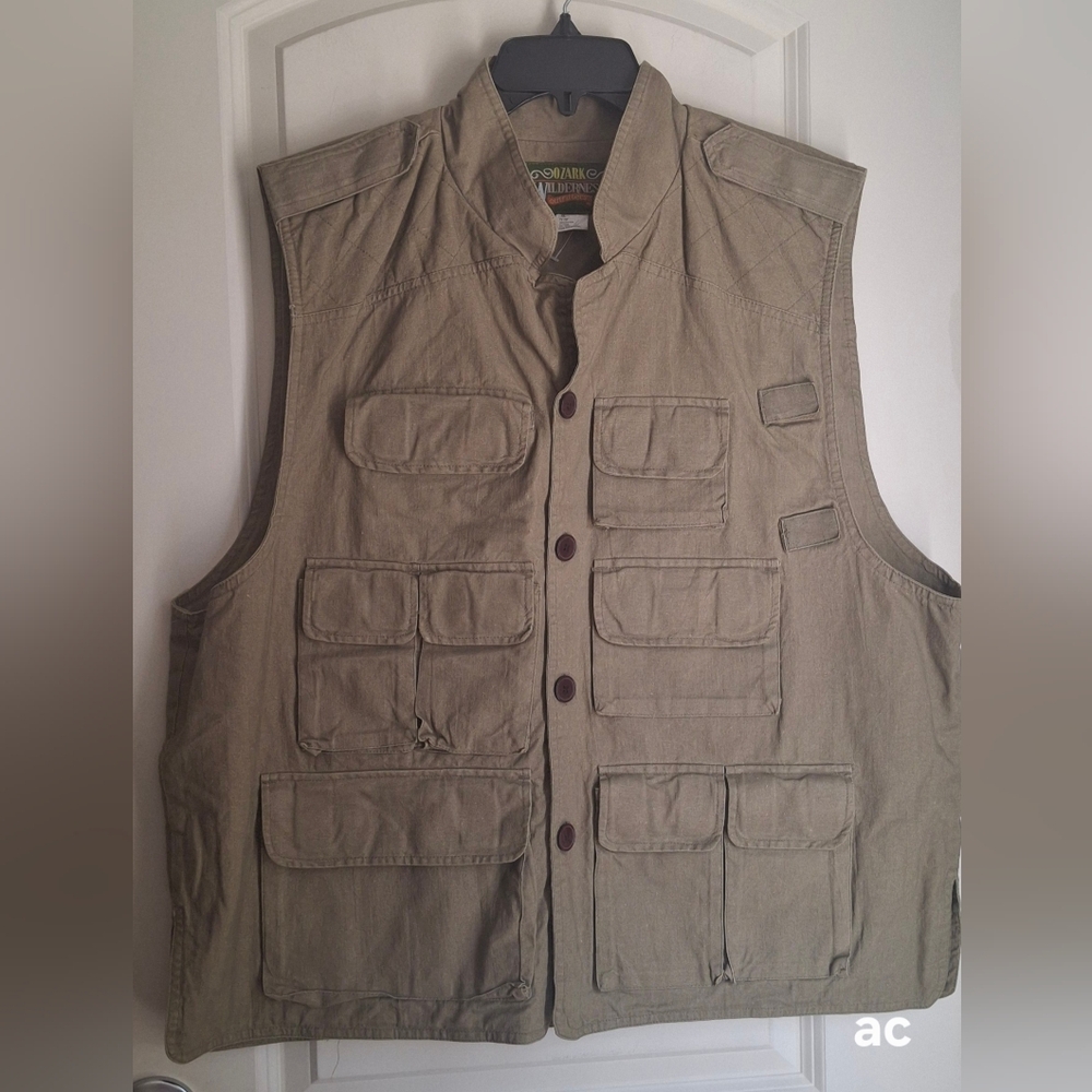 Vintage Ozark Wilderness Men's XL pockets Outdoor Hunting Vest Camping Zafari
